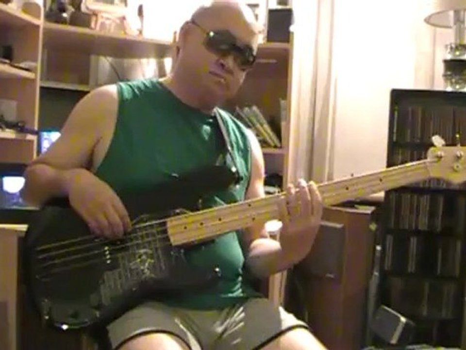 Black or White Michael Jackson basscover Bob Roha