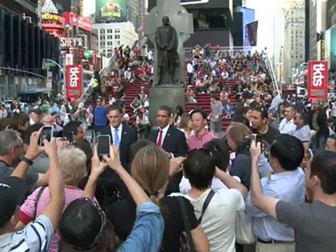 Obama, Romney lookalikes hit the campaign trail