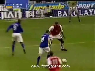 Wayne Rooney's First Goal for Everton