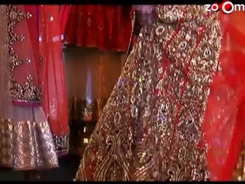 Zareen, Soha at Aamby Valley India Bridal Fashion Week, 2012