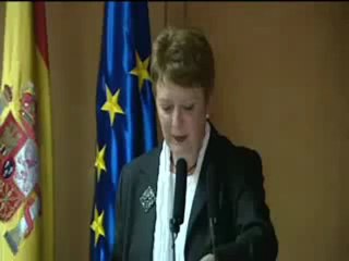 Rumí huye de la prensa tras confirmar los recortes de los funcionarios