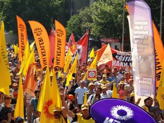 4+4+4'e karşı Halkevleri Dikimevi'nden yürüdü