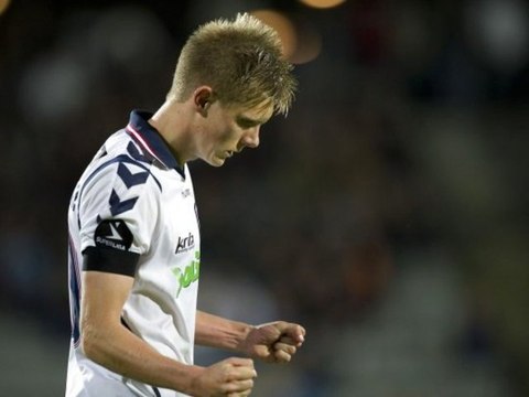 Encore un très bon match d'Aron Johannsson