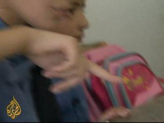 Neighbouring countries help Syrian kids go back to school