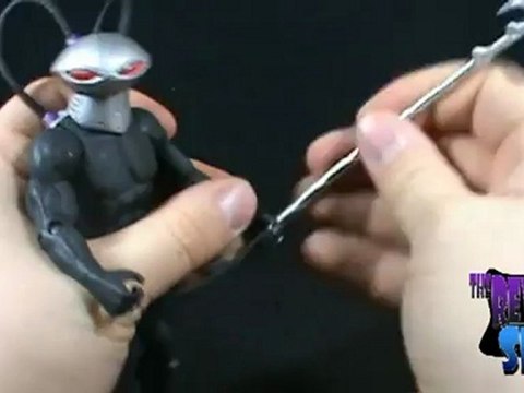 Toy Spot - DC Universe Classics Wave 2 Black Manta Figure