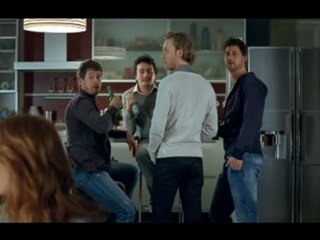 Boys vs. girls : ice skating vs. beer ?