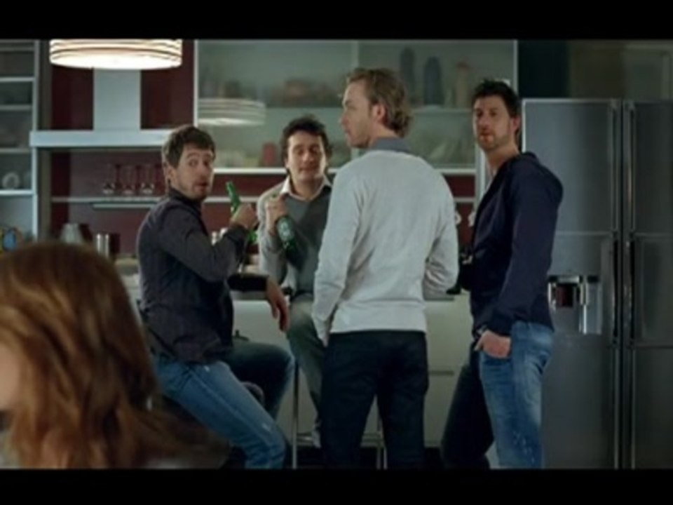 Boys vs. girls : ice skating vs. beer ?