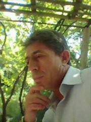 Sabahat Akkira Ne Ağlarsın Benim Züfü Siyahım