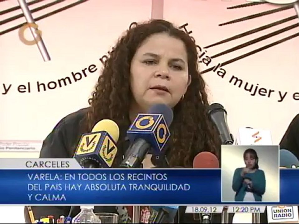 Ministra Varela: "En todos los recintos del país hay absoluta tranquilidad"