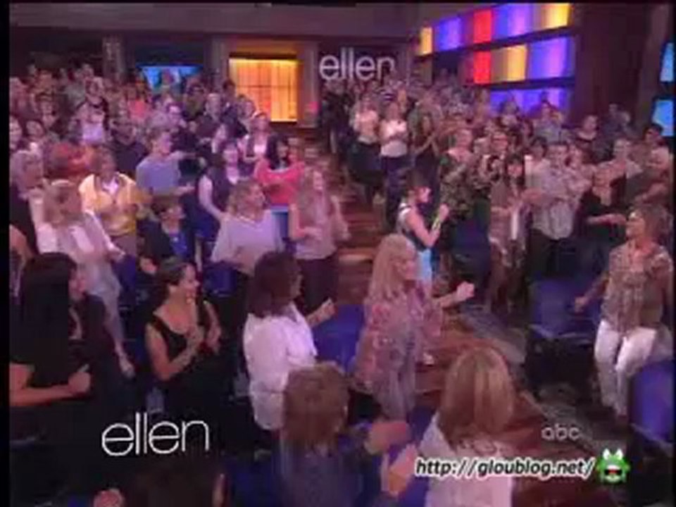 Carly Rae Jepsen Performance Sept 1802012