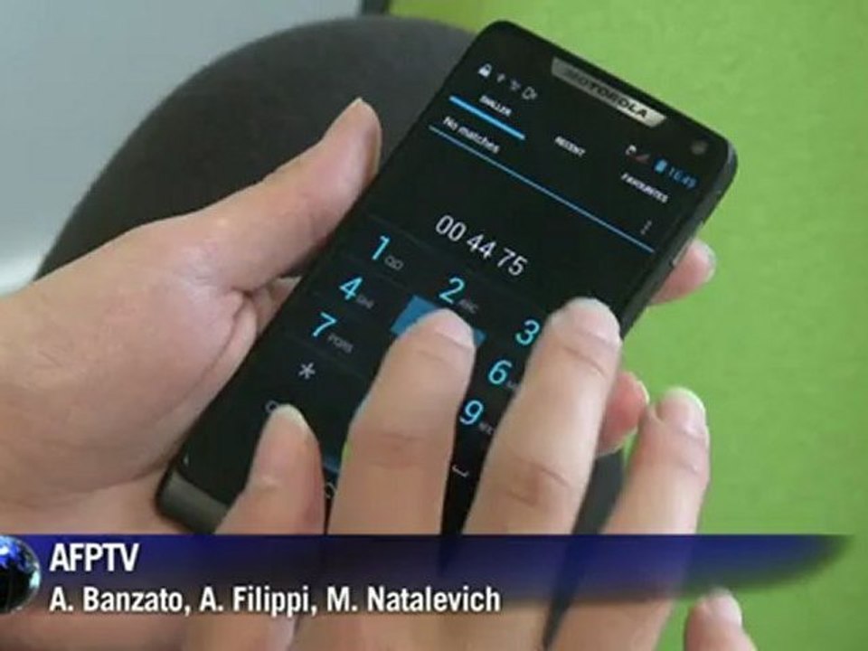 Motorota presenta el “Razr i”