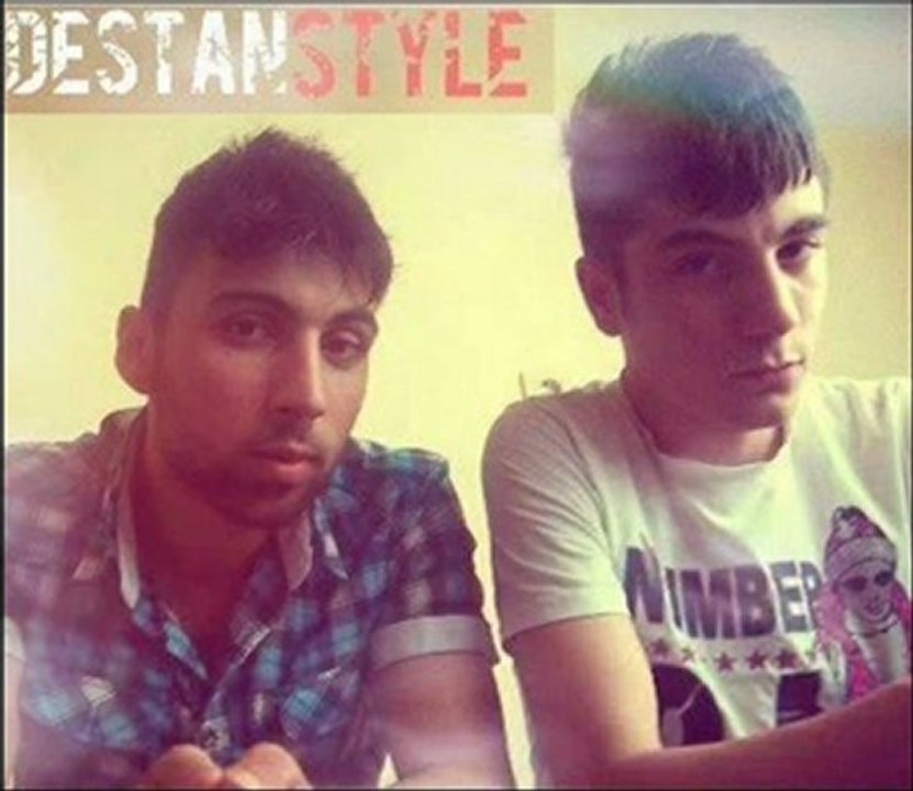 Dj Skandal ft. Dj Casus - Ben Onu O Başkasını mı Seviyor 2012