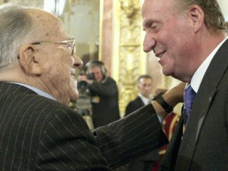 Fallece Santiago Carrillo