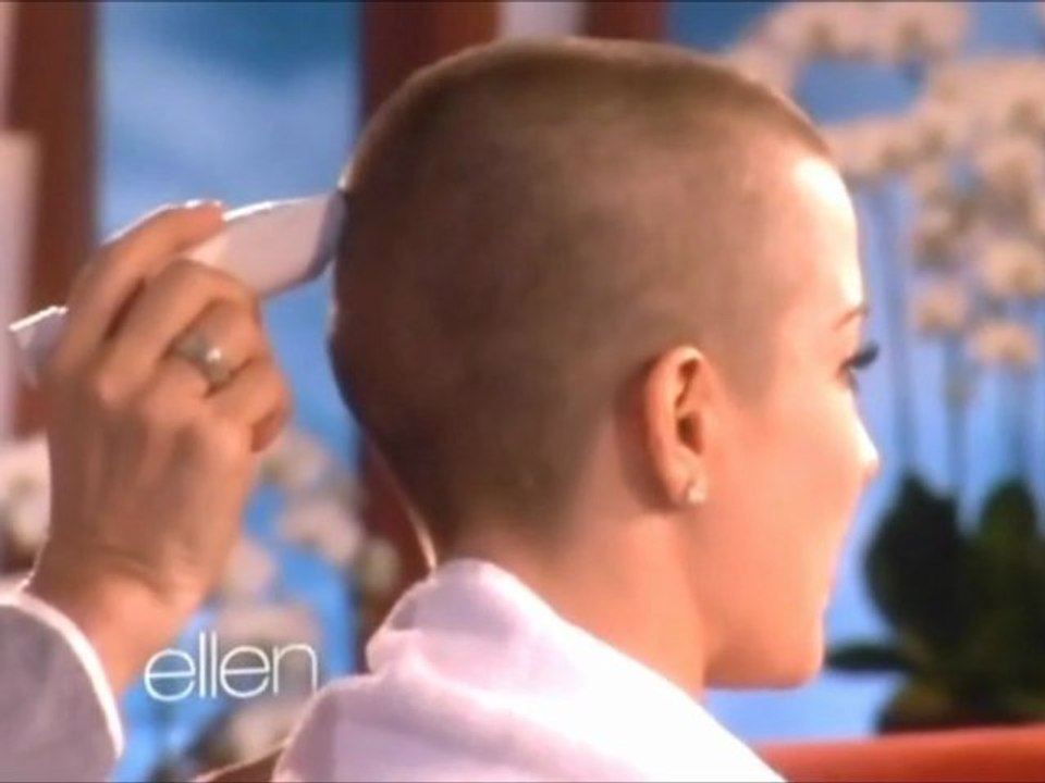 Kellie Pickler on the Ellen Show 2