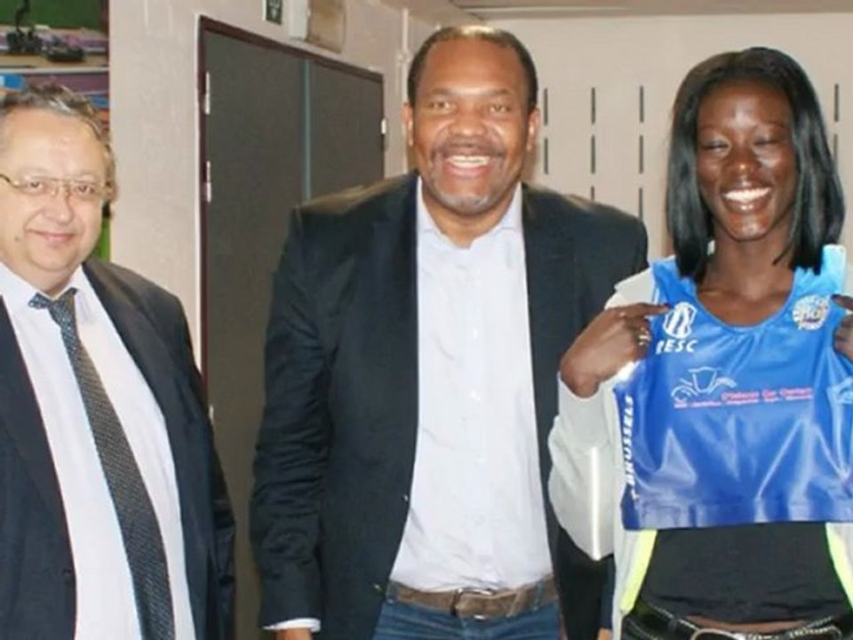 Anne Zagré  Votez Bertin Mampaka !