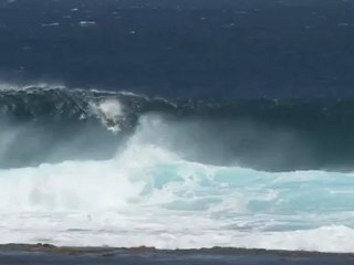Nixon WTA Billabong Pro Tahiti 2012 - Heitor Alves