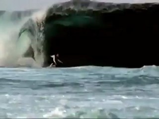 El Quemao surf with all star European surfers