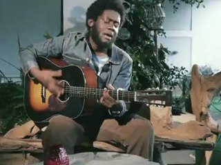 OFF SESSION - Michael Kiwanuka: "Bones"