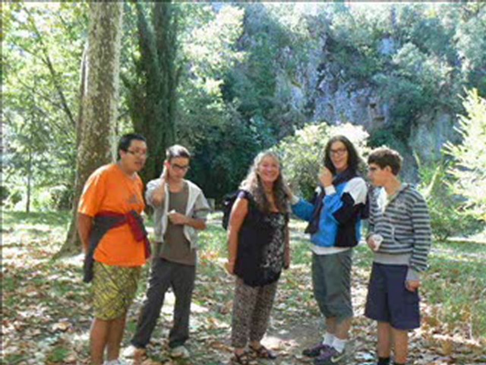 CONCOURS DE PEINTURE INTERETABLISSEMENTS DES ENFANTS,ADOLESCENTS ET ADULTES HANDICAPES MENTAUX DES ETABLISSEMENTS DE / FOYER DE VIE FONT CLOVISSE CROIX ROUGE FRANCAISE DE DRAGUIGNAN/ IME SALERNES/ IMPA SILLANS LA CASCADE/  Salernes Var 83 -19 Sept  2012