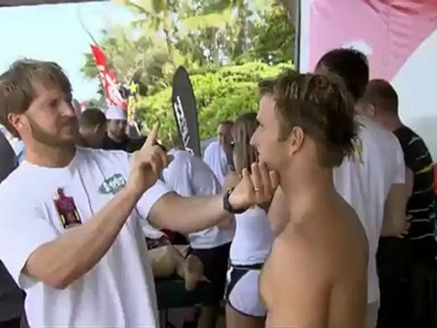 Billabong Pipe Masters 2011 - Worst Wipeouts Day 2
