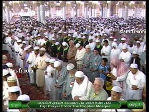 salat-al-fajr-20120919-madinah