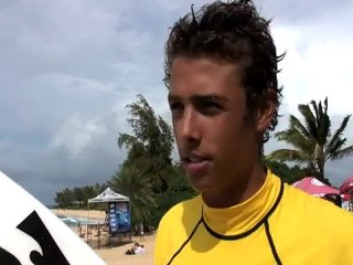 Vans Triple Crown of Surfing HIC PRO 2011 - Day 2