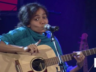Nneka - Shining star en live dans le Grand Studio RTL