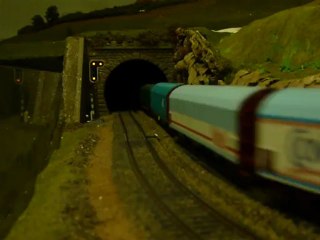 Une Oskar Infra avec Ces Wagons Bachés au Club de Noisy le sec