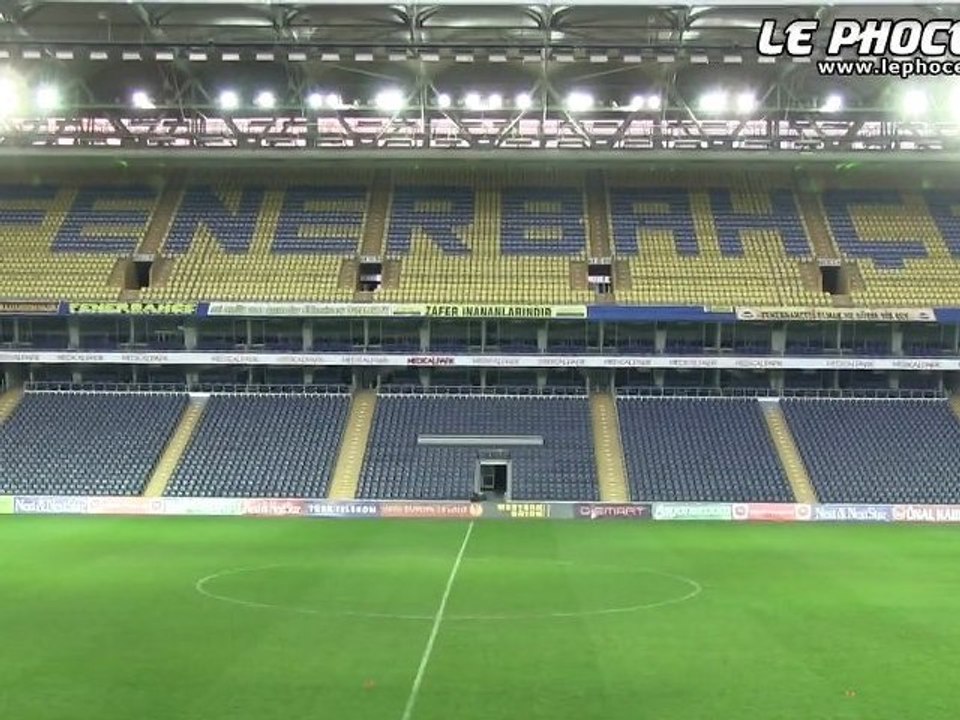 Les Olympiens découvrent l'antre du Fener