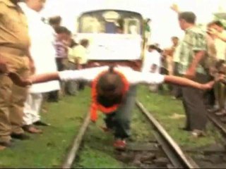 Man Hopes to Set World Record Pulling 40-Ton Train with His Hair