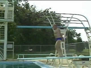 champion, actif à 83 ans, il mange de la nourriture vivante