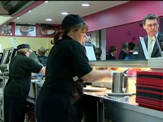 S02E05 Heston's 1970s Feast