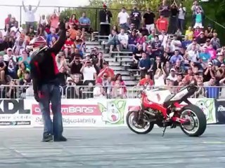 Классные трюки на байке