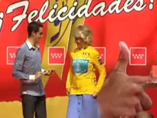 Zapatero y Aguirre felicitan a Contador