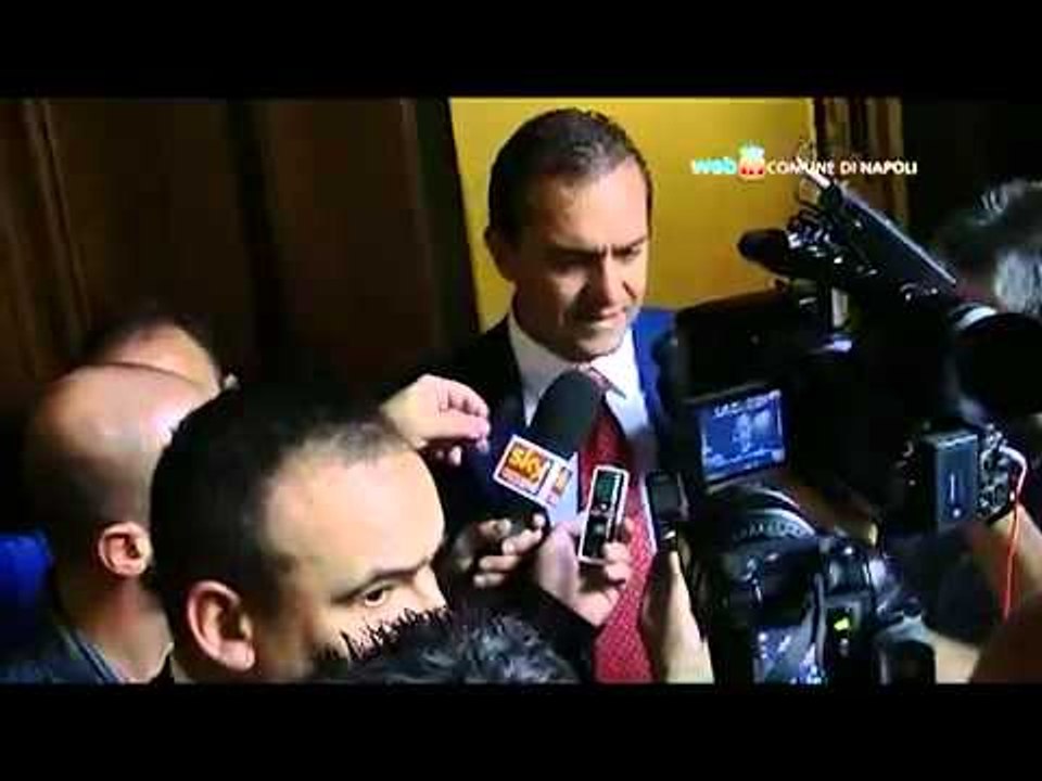 Napoli - Alle 9.12 il miracolo di San Gennaro (19.09.12)