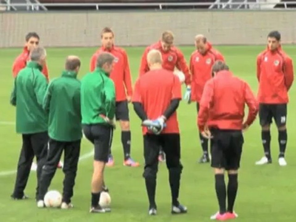 Twente selbstbewusst gegen 96 - Spurs fürchten Kloses Römer