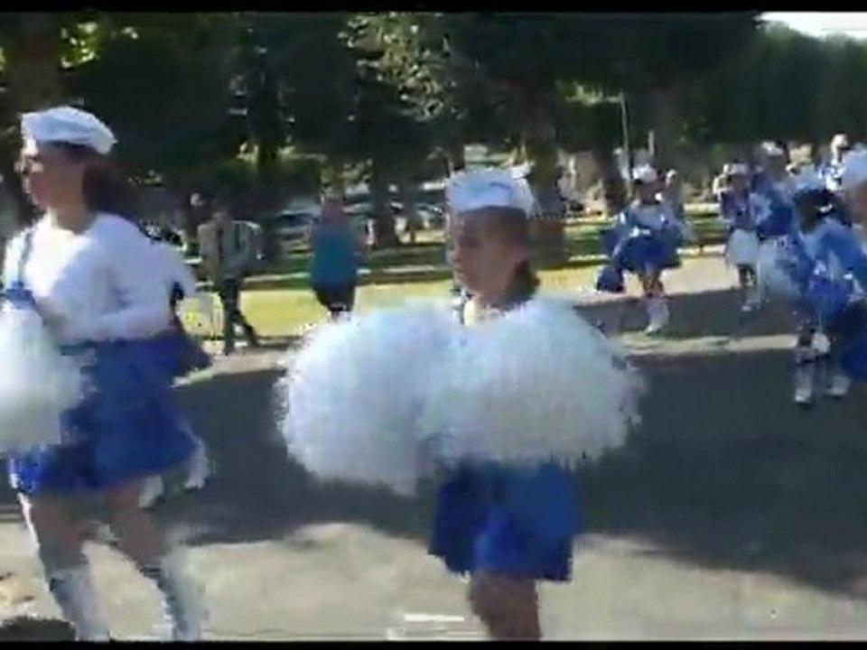 PARTICIPANTS AU FLASHMOB FESTIVAL " LES MAINS BLEUES " 2012