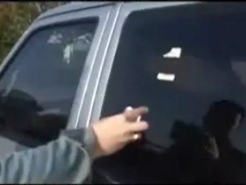 CTW (Card Through Window) by David Forrest (DVD) - Magic Trick