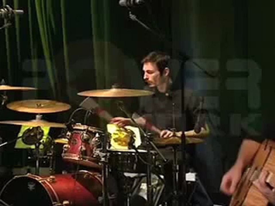 Emre Aydın - Hoşçakal @Powertürk Akustik