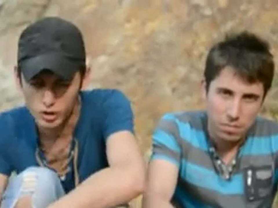 Haylaz ft. Servet - Ellerin Yanında Kal 2012