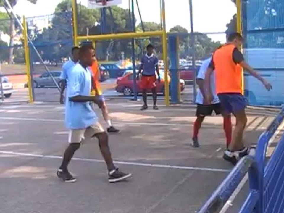 bonrencontre vs mayotte [08.09.12] (set2) match2