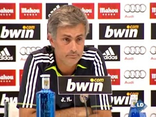 Mourinho: "No puedo decir que no, pero ahora me debo al Real Madrid"