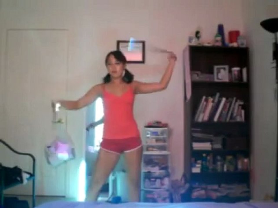 Güzel Kızın Muhteşem Dansı