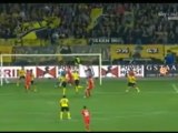 Gol de Wisdom (Liverpool) vs Young Boys (1-2)