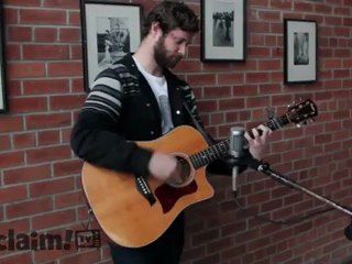 Dan Mangan performs "Leaves, Trees, Forest" on Exclaim!