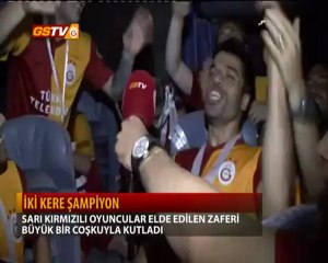 FUTBOL | Şampiyonluk Sonrası Takım Otobüsü