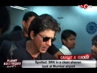 Shahrukh in a clean shaven look at Mumbai airport