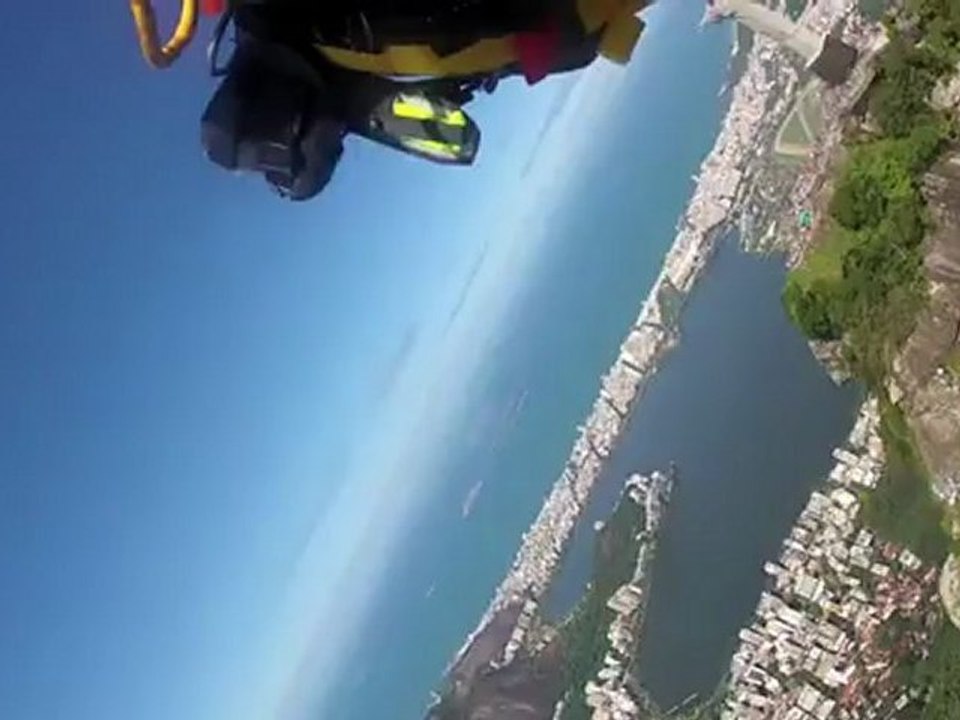 Jetman over Rio - Yves Rossy