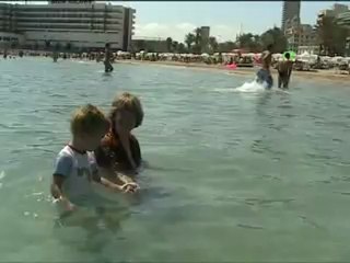 Антошка в Аликанте.Море.2011г)))