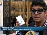 Le premier acheteur de l'iPhone à l'Apple Store d'Opéra